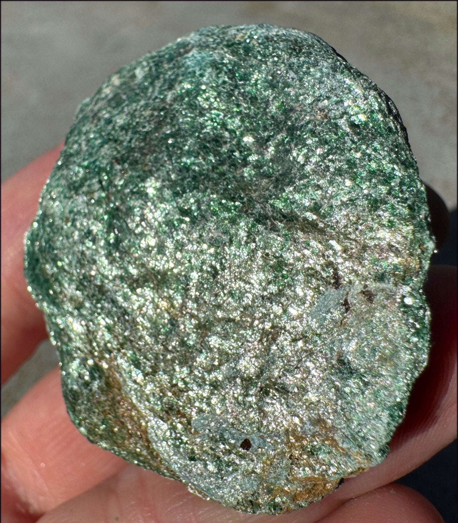 Shimmery FUCHSITE Crystal Specimen - Heart Chakra - with Synergy 15+ years