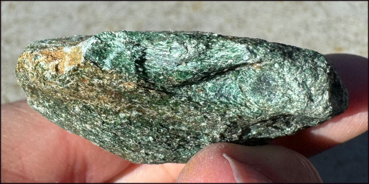 Shimmery FUCHSITE Crystal Specimen - Heart Chakra - with Synergy 15+ years