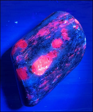 Highly Fluorescent RUBY in Matrix Pocket Stone - Vitality, Heart Chakra