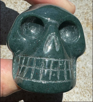 Bloodstone CRYSTAL SKULL - Emotional cleansing, Courage - with Synergy 9+ yrs