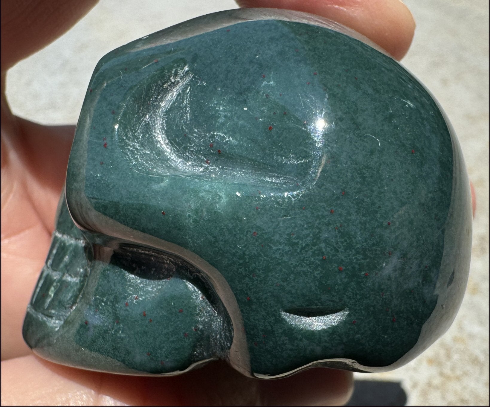 Bloodstone CRYSTAL SKULL - Emotional cleansing, Courage - with Synergy 9+ yrs