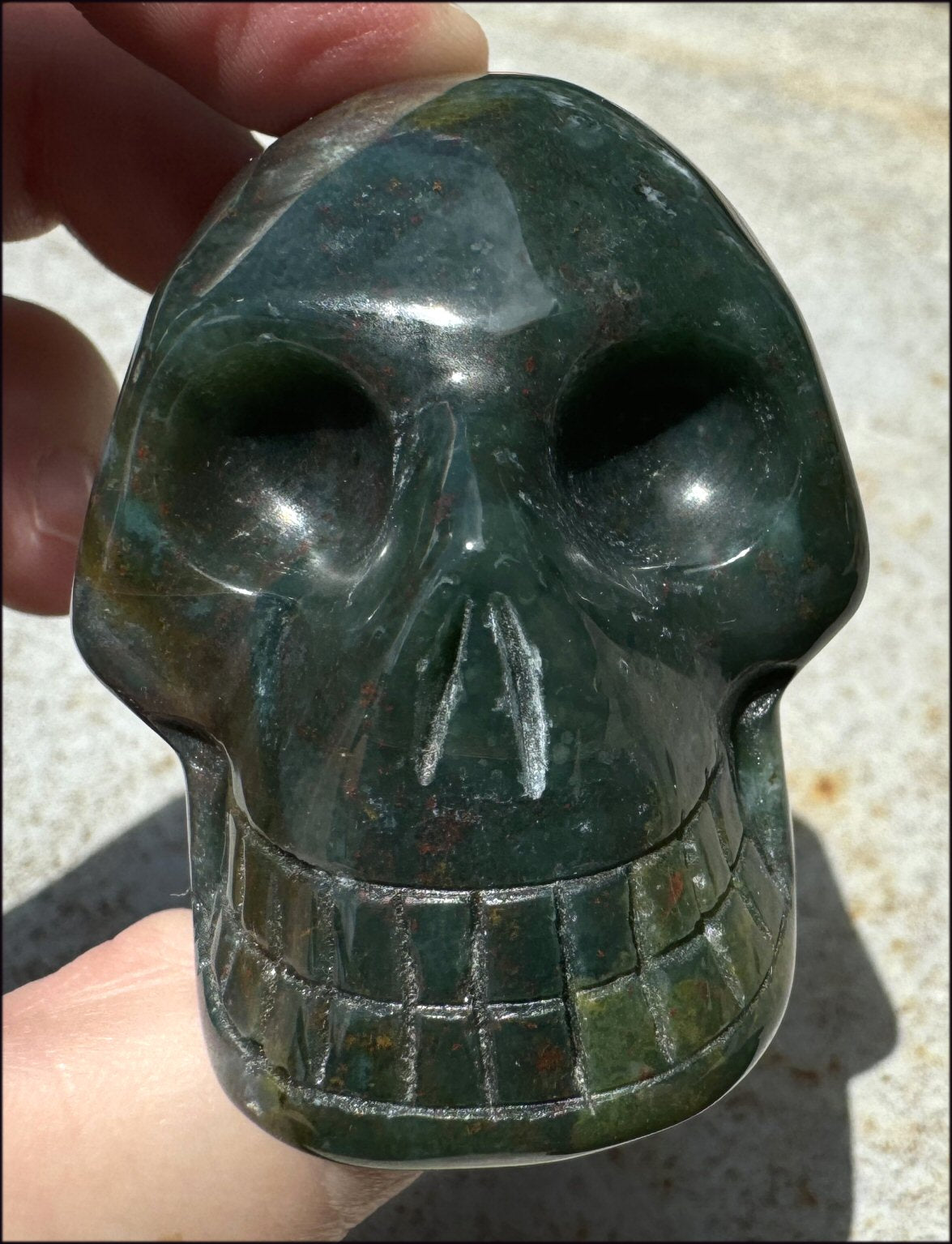 Bloodstone CRYSTAL SKULL - Emotional cleansing, Courage - with Synergy 10+ years