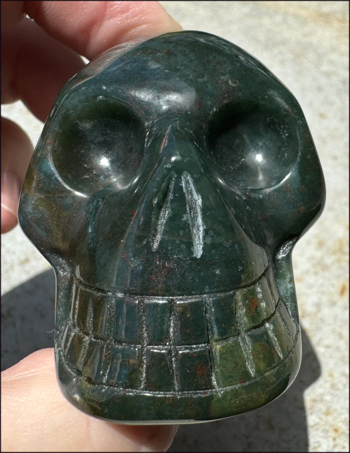 Bloodstone CRYSTAL SKULL - Emotional cleansing, Courage - with Synergy 10+ years