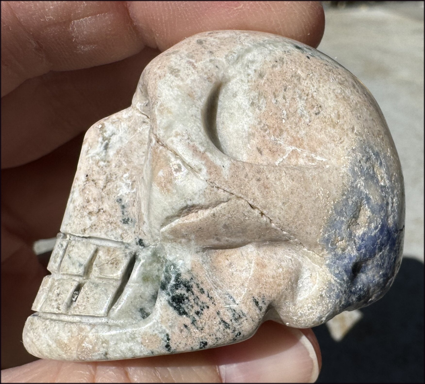 Weird SODALITE Crystal Skull - Connect Head+Heart - with Synergy 15+ years