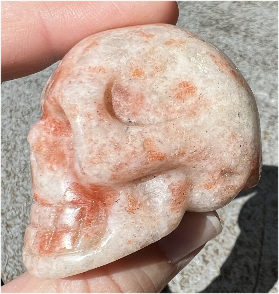 SUNSTONE Crystal Skull - Prosperity, Turn the negative to positive